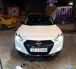 نيسان ماكسيما